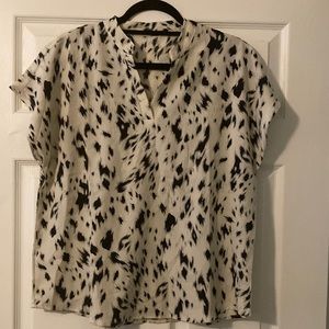 Leopard Print Pull Over V-Neck Blouse with Batwing Sleeve